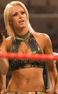 マリース・ウエレ（モデル・プロレスラー）の写真