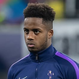 ライアン・セセニョン（サッカー選手）の写真