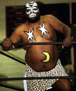 カマラ（プロレスラー）の写真