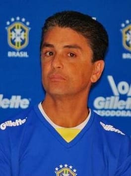 ベベット（サッカー選手・サッカー指導者）の写真