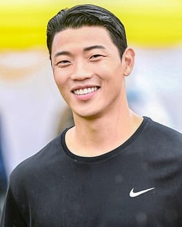 ファン・ヒチャン（サッカー選手）の写真