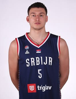 ニコラ・ヨビッチ（バスケットボール選手）の写真