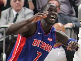 ソン・メイカー（バスケットボール選手）の写真