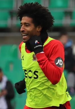 ダンテ・ボンフィム・コスタ・サントス（サッカー選手・歌手）の写真