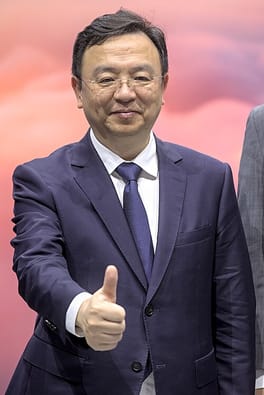 王伝福（化学者・起業家）の写真