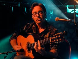 アル・ディ・メオラ（ギタリスト・作曲家）の写真