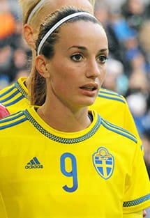 コソヴァレ・アスラニ（サッカー選手）の写真