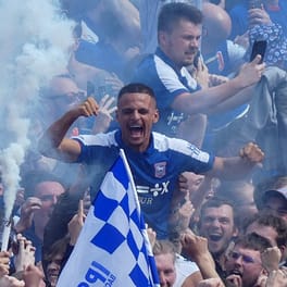 アリ・アル＝ハマディ（サッカー選手）の写真