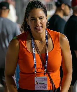ジェシカ・メンドーサ（ソフトボール選手・スポーツ解説者）の写真