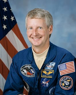 スティーヴン・ホーリー（宇宙飛行士・物理学者）の写真
