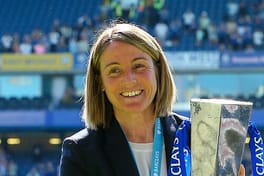 ソニア・ボンパストル(サッカー選手・サッカー指導者)の写真