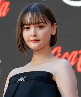 玉城ティナ（モデル・ファッションモデル）の写真