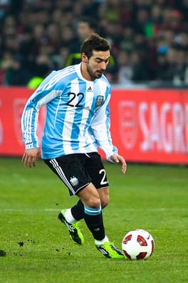 エセキエル・ラベッシ（サッカー選手）の写真