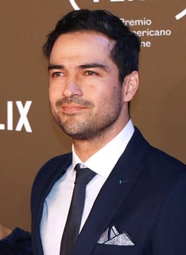 アルフォンソ・ヘレラ（俳優・歌手）の写真