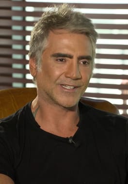 アレハンドロ・フェルナンデス（歌手・映画俳優）の写真