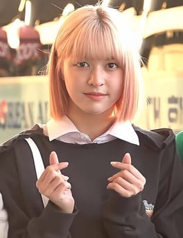 リリー (NMIXX)（歌手・ダンサー）の写真