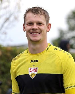 アレクサンダー・ニューベル（サッカー選手）の写真