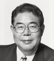 塚原俊平(政治家)の写真