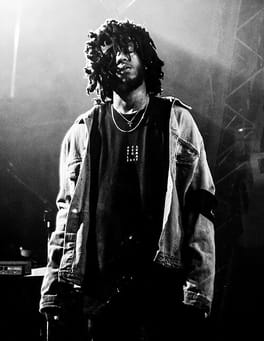 6LACK（歌手・ソングライター）の写真