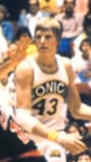 ジャック・シクマ（バスケットボール選手・バスケットボール指導者）の写真