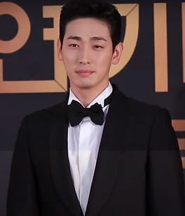 ユン・バク（俳優・テレビ俳優）の写真