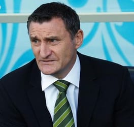トニー・モウブレイ(サッカー選手・サッカー指導者)の写真