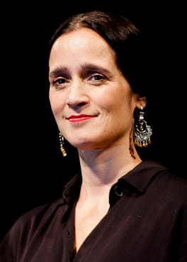 フリエッタ・ベネガス（歌手・作曲家）の写真