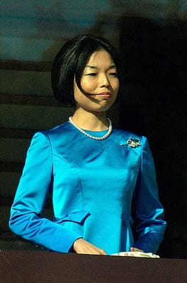 彬子女王（貴種・美術史家）の写真