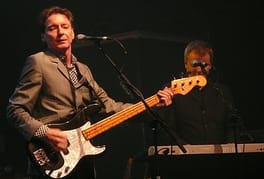 ブルース・フォクストン（ベーシスト・ギタリスト）の写真