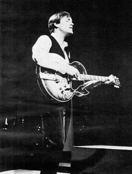 ブライアン・ハイランド(歌手・ギタリスト)の写真