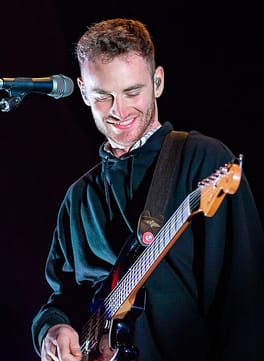トム・ミッシュ（シンガーソングライター・ギタリスト）の写真