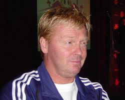 モー・ジョンストン（サッカー選手・サッカー指導者）の写真