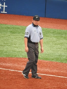 橋本信治（野球審判員）の写真