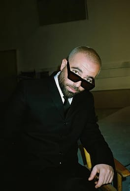 オメル・アダム（歌手・音楽家）の写真