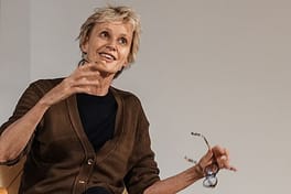 シリ・ハストヴェット（詩人・小説家）の写真