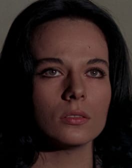 マリル・トロ（モデル・映画俳優）の写真