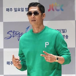 パク・ジュンヒョン（歌手・俳優）の写真