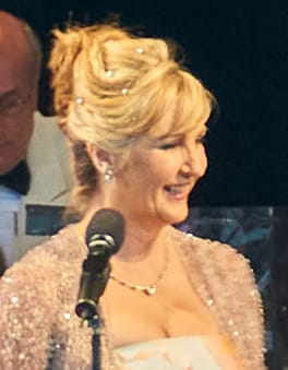 レスリー・ギャレット（美術モデル・オペラ歌手）の写真