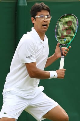 鄭現（テニス選手）の写真