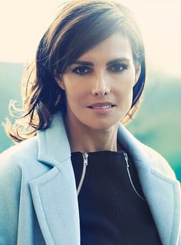 アドリアナ・アバスカル（モデル・美人コンテスト出場者）の写真