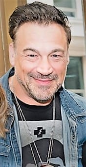アレクス・ポーノヴィッチ（俳優・脚本家）の写真