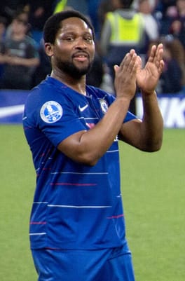 セレスティン・ババヤロ(サッカー選手)の写真