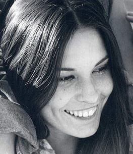 クリスティナ・レインズ（俳優・テレビ俳優）の写真
