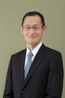 山中伸弥（医師・外科医）の写真
