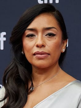 アドリアナ・ラパス（テレビ俳優・映画俳優）の写真