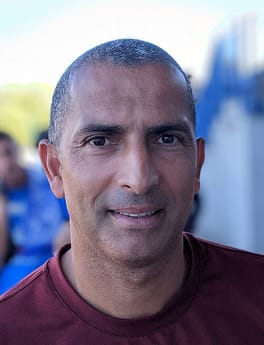 サブリ・ラムシ（サッカー選手・サッカー指導者）の写真