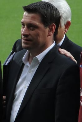 トニー・コッティ（サッカー選手・スポーツ解説者）の写真
