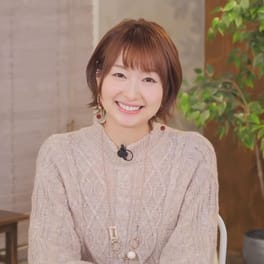 戸松遥（日本の声優・歌手）の写真