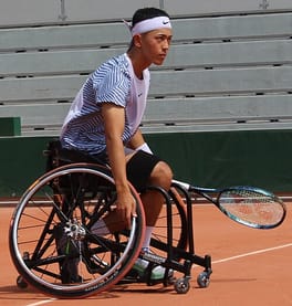 小田凱人（車いすテニス選手）の写真