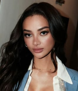 カイリー・バーゾサ（モデル・美人コンテスト出場者）の写真